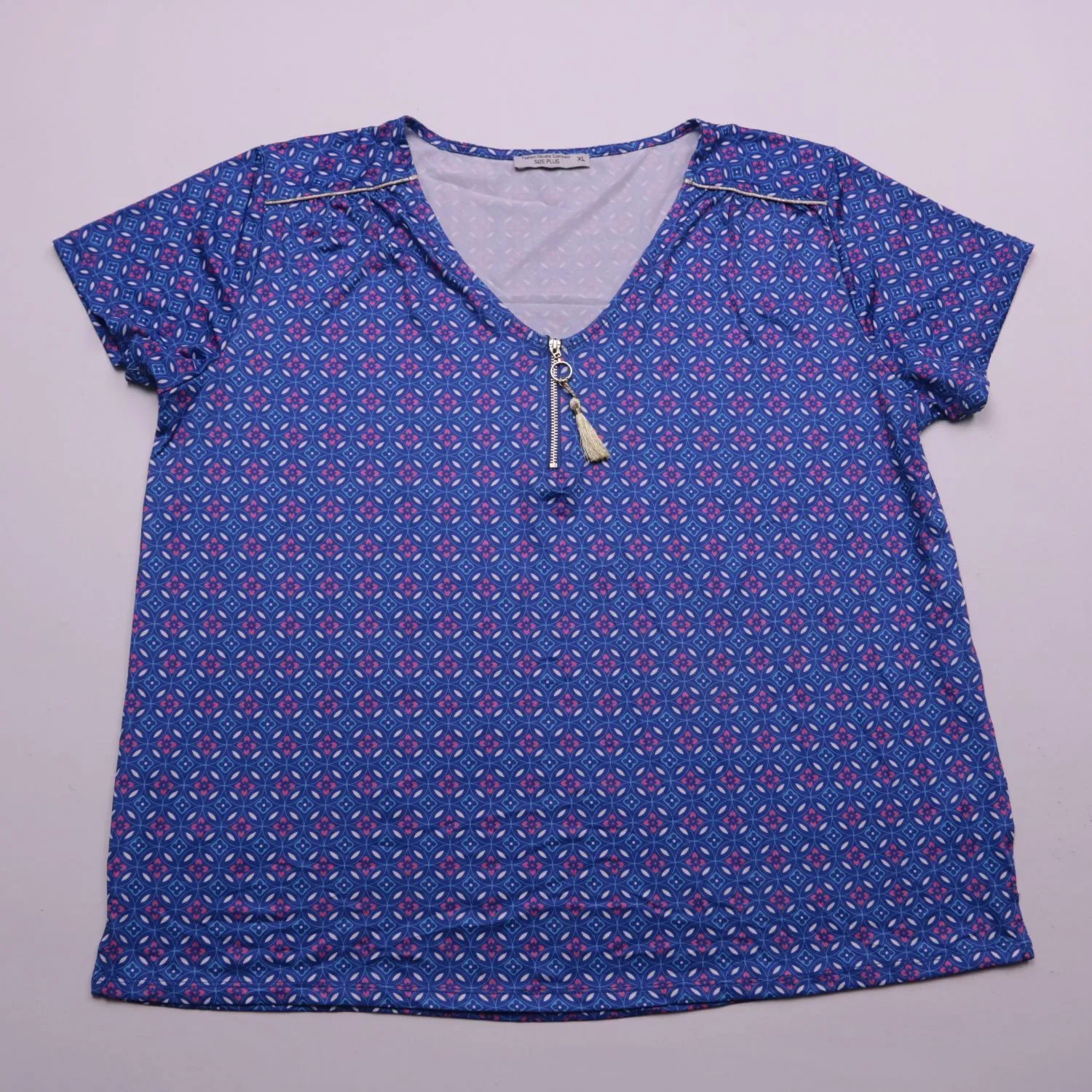 футболка Fashion Private Company